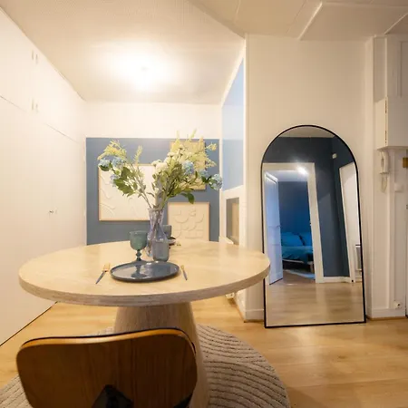 L'ecrin Bleu - Idéal Couple&professionnels - Localisation Idéal Centre-ville Et Gare - Wifi - Netflix Appartement *