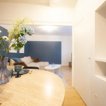 Louerangoueme - L'ecrin Bleu - Ideal Couple & Professionnels - Localisation Ideal Centre-ville Et Gare - Wifi - Netflix * Angoulême