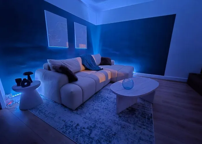 L'ecrin Bleu - Ideal Couple & Professionnels - Localisation Ideal Centre-ville Et Gare - Wifi - Netflix Apartment Angoulême