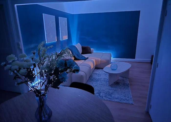 Apartment L'ecrin Bleu - Ideal Couple & Professionnels - Localisation Ideal Centre-ville Et Gare - Wifi - Netflix