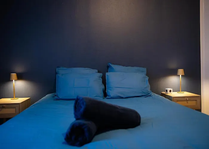 L'ecrin Bleu - Idéal Couple&professionnels - Localisation Idéal Centre-ville Et Gare - Wifi - Netflix *