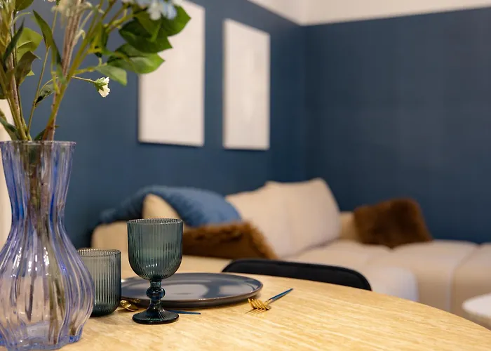 Apartment L'ecrin Bleu - Ideal Couple & Professionnels - Localisation Ideal Centre-ville Et Gare - Wifi - Netflix Angoulême