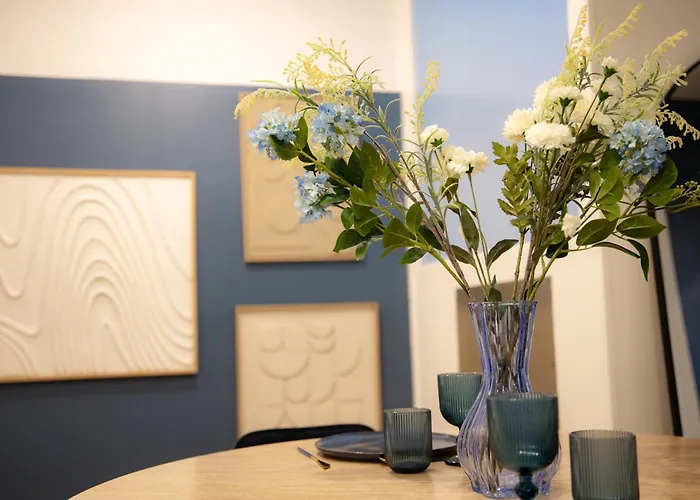 L'ecrin Bleu - Ideal Couple & Professionnels - Localisation Ideal Centre-ville Et Gare - Wifi - Netflix Apartment Angoulême