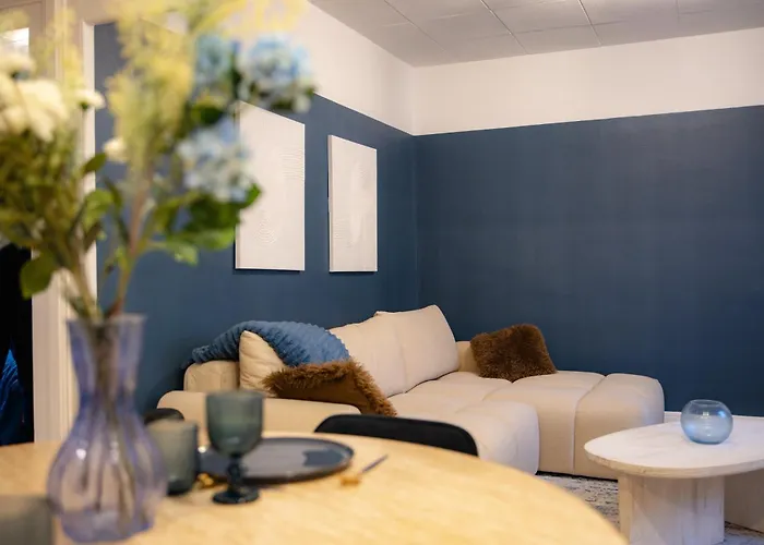 Apartment L'ecrin Bleu - Ideal Couple & Professionnels - Localisation Ideal Centre-ville Et Gare - Wifi - Netflix *